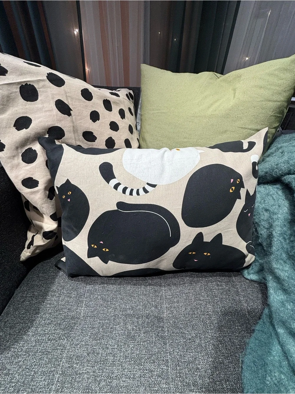IKEA Black Cat Pattern Cushion pillow Cover for bed or sofa adorable kitty kats